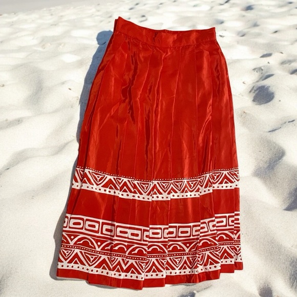 Liz Claiborne Skirt Size 6 Stunning Orange Color Beach Cruise Office Fun - Picture 6 of 13